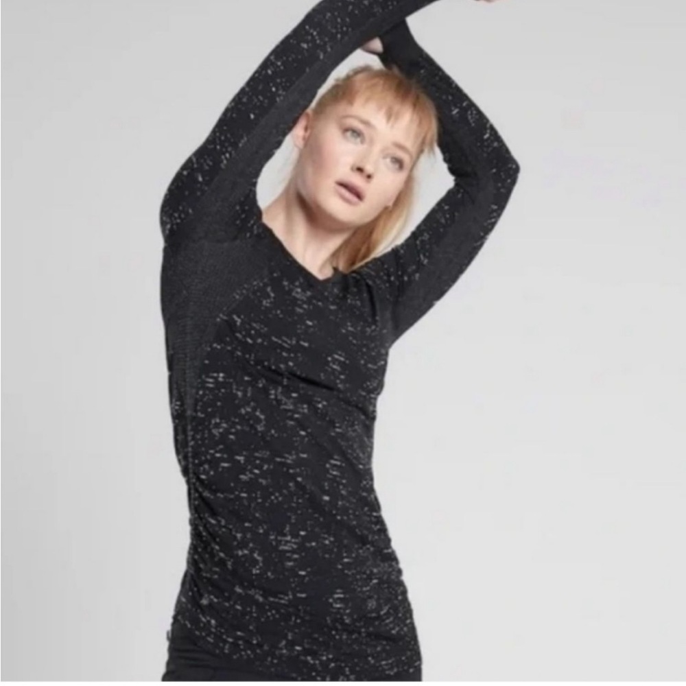 Athleta Speedlight Speckle Long Sleeve Shirt Black